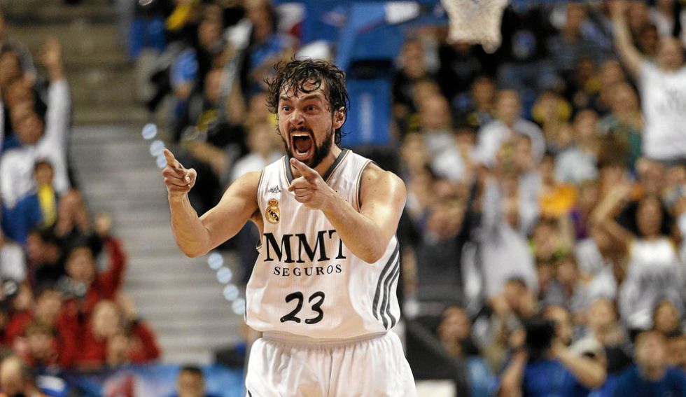 Llull, desatado tras anotar la canasta que le daba la victoria al Real Madrid.
