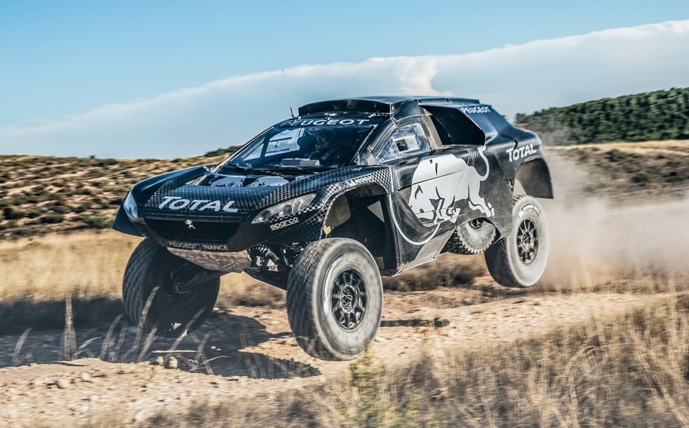 As� es el nuevo coche que llevar� Carlos Sainz en el pr�ximo Rally Dakar.