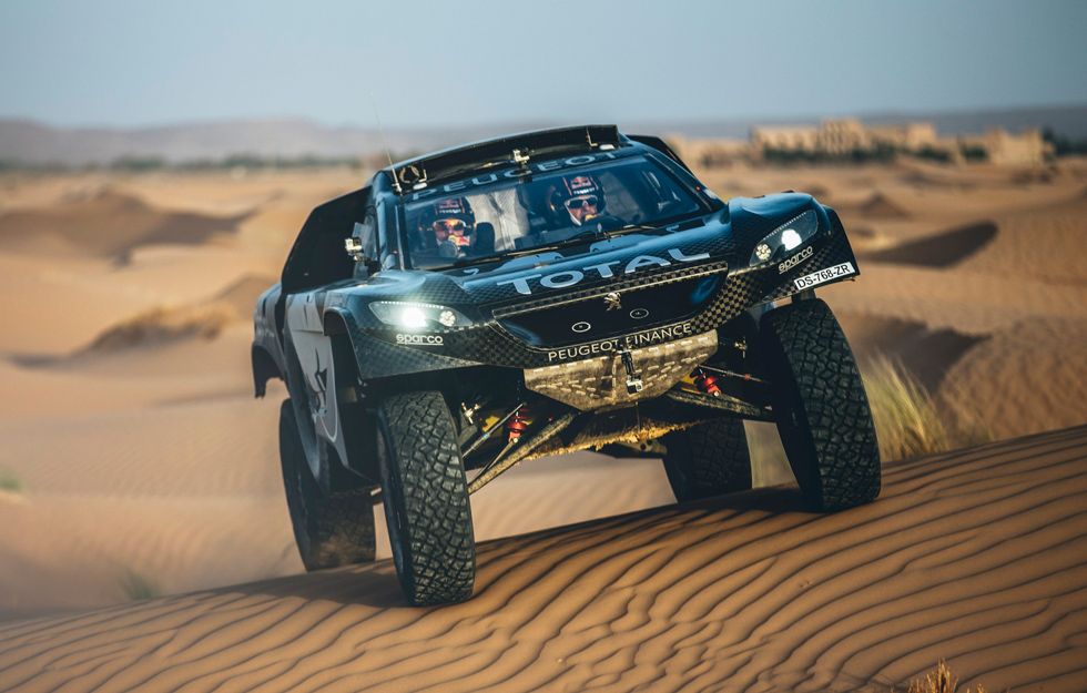 As� es el nuevo coche que llevar� Carlos Sainz en el pr�ximo Rally Dakar.