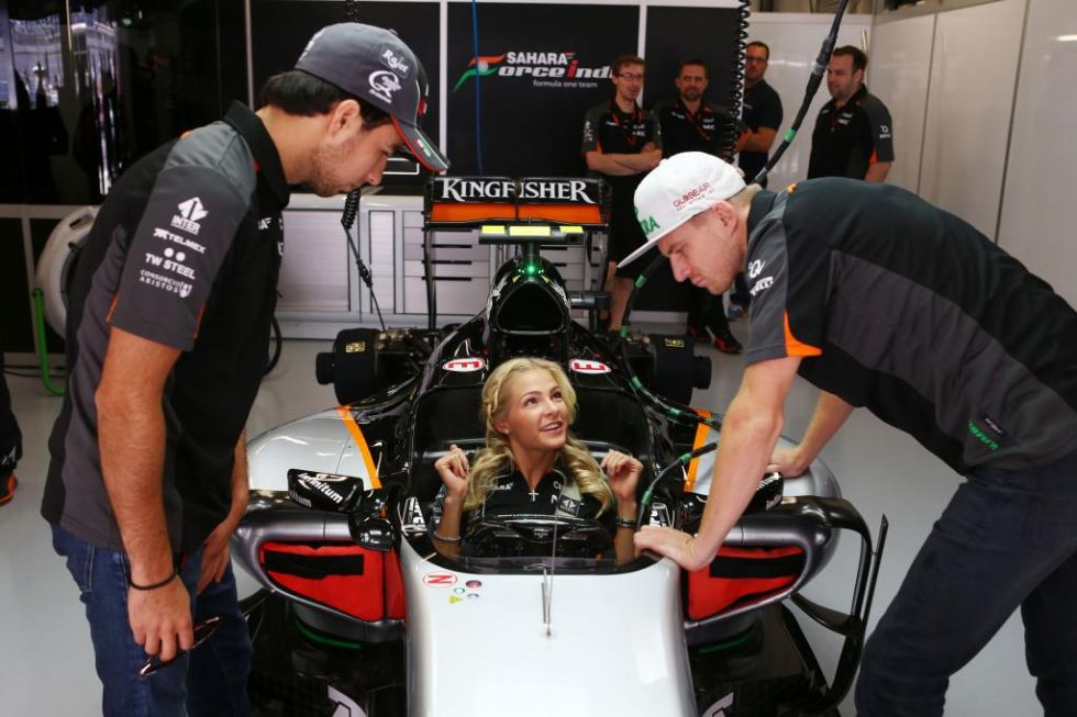 La visita de la saltadora rusa Darya Klishina ha dado suerte a Sergio Perez. No as� a Nico Hulkenberg