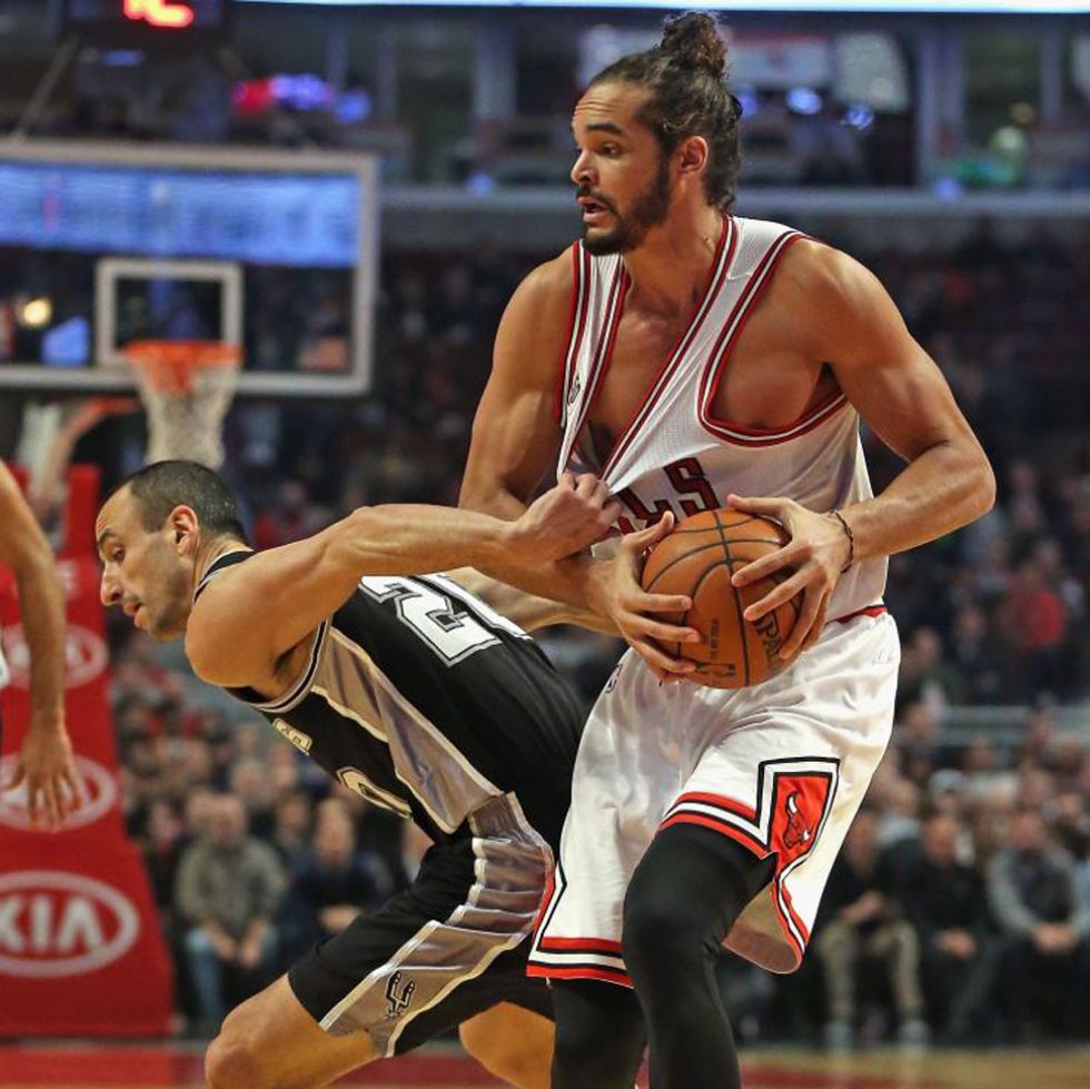 Manu Gin�bili a Joakim Noah