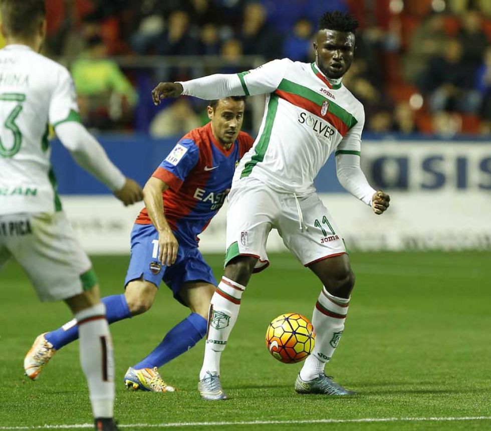 Succes se anticipa a Pedro L�pez