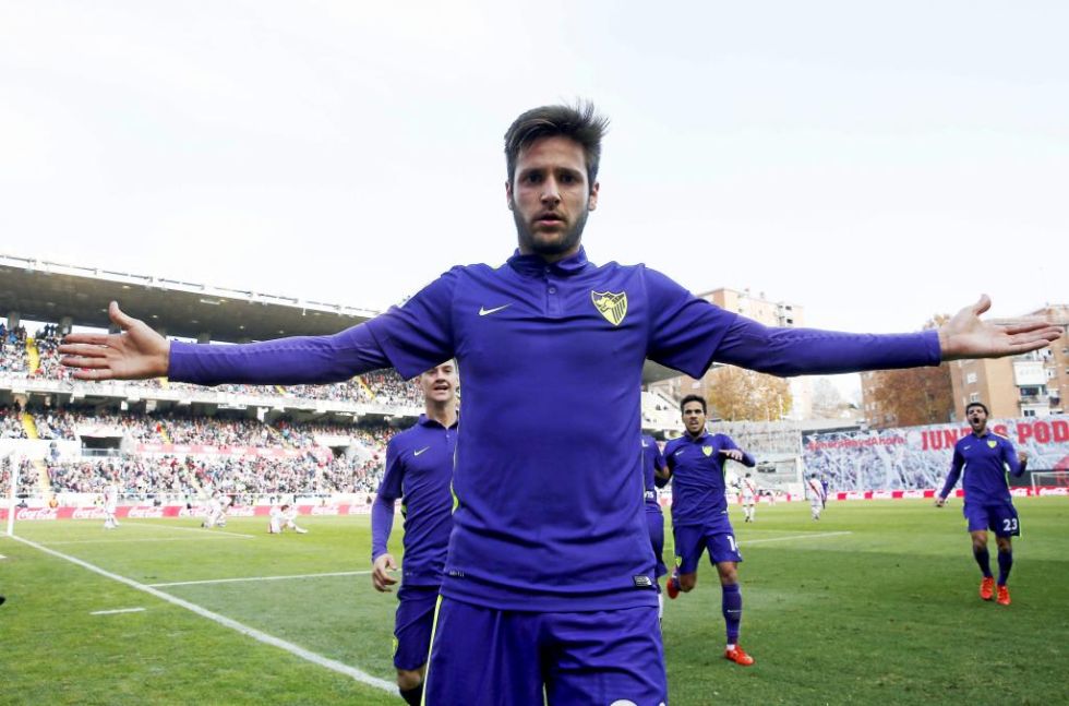 Cop celebrando el gol que cerr� el marcador.