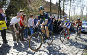 Imanol Erviti durante su actuaci�n en el 100� Tour de Flandes.