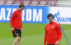 Savic, durante el entrenamiento previo al partido de Champions del...