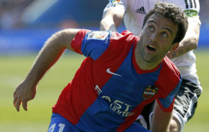 Rossi, durante un partido del Levante esta temporada