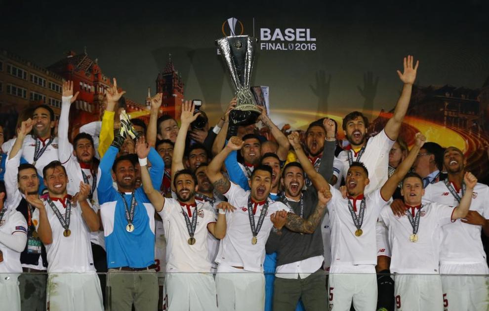 Bufanda LFC Liga de Campeones de Europa Campeón por Sexta Vez
