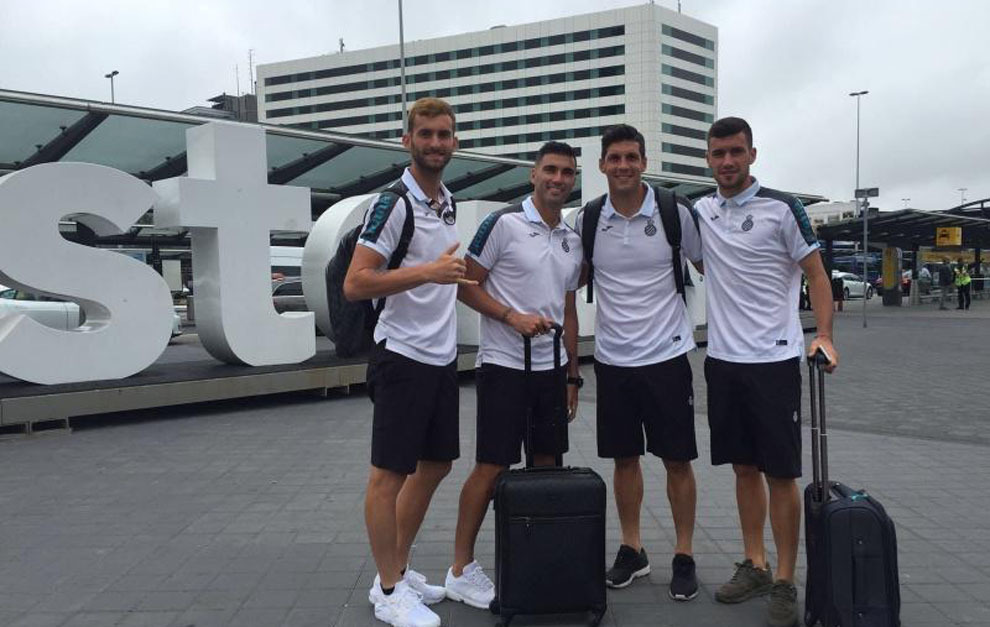 Llegada del Espanyol en pretemporada a tierras holandesas.