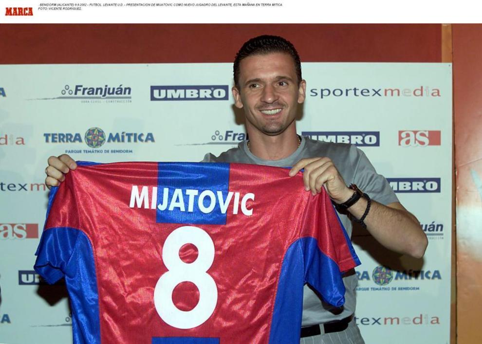 Pedja Mijatovic fich� por el Levante en 2002. Fue su �ltima...