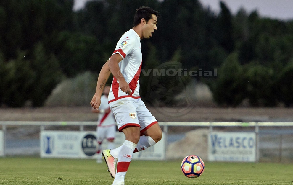Miku durante el partido ante el Mirand�s