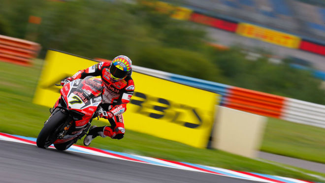Chad Davis Racing Chaz Davies gana la primera carrera en Lausitzring | Marca.com