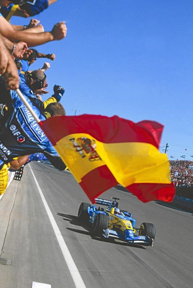 Formula One: The renault r23 used in f1 (2003) | MARCA English