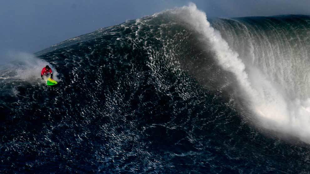 El español Natxo Gonzalez ha acabado tercero el Nazaré...