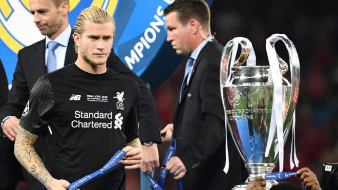 Mignolet da la cara por Karius: Todos los porteros hemos estado en esa situaci�n