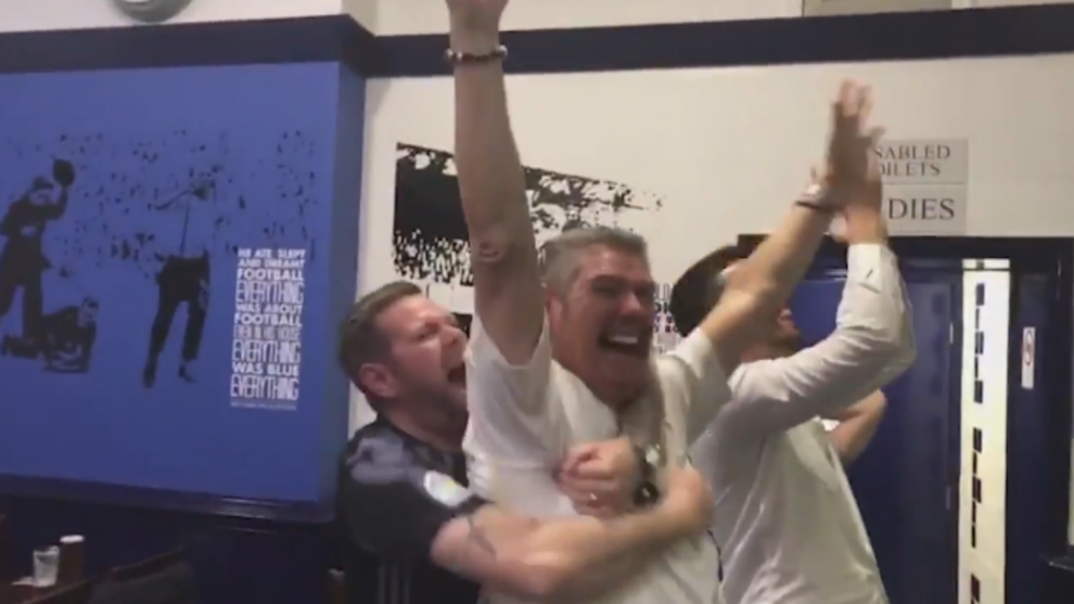 Los hinchas del Everton enloquecieron con la victoria del Madrid