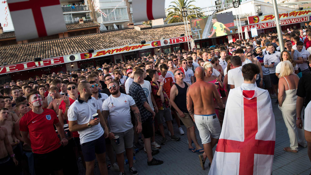 De la locura a la normalidad: as� se vivi� en Benidorm el Inglaterra-Croacia