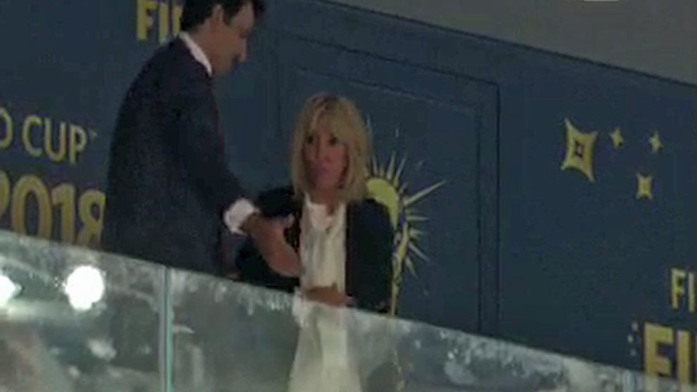 El elegante gesto en el palco del Emir de Catar con Brigitte Macron