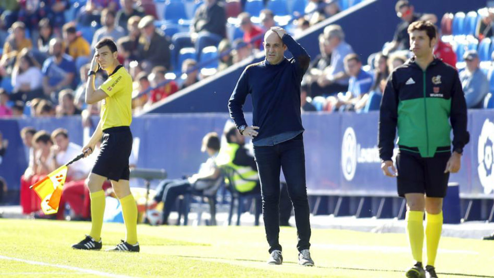 Alberto Jim�nez Monteagudo, durante el partido del Ciutat.