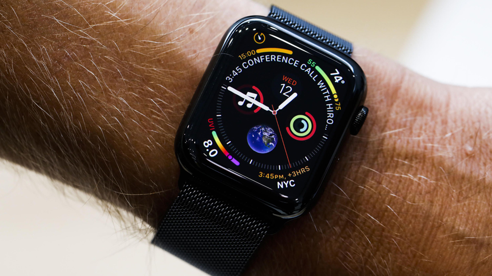 El Apple Watch ya puede hacer electrocardiogramas en España | Marca