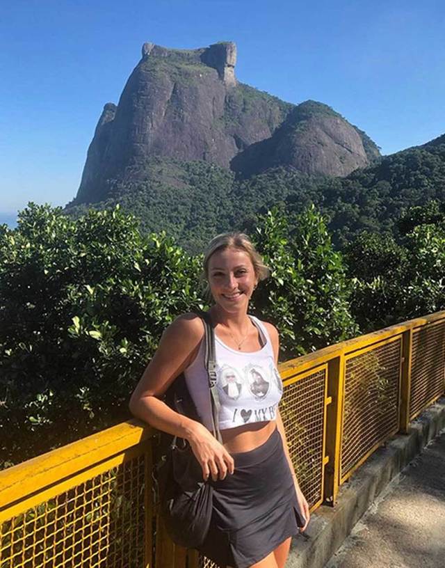 The personal album of popular Brazilian referee Fernanda Colombo