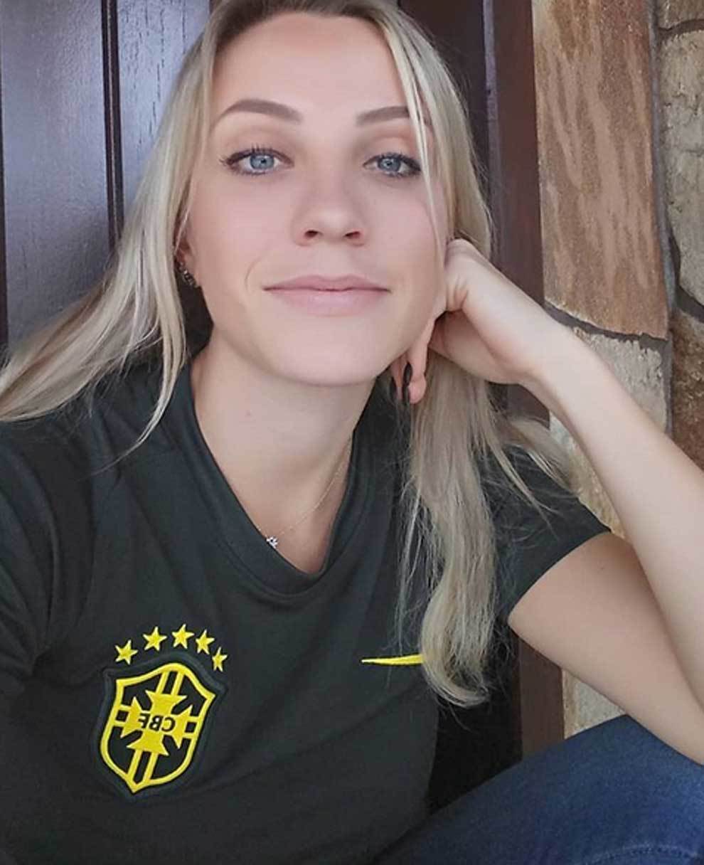 The personal album of popular Brazilian referee Fernanda Colombo