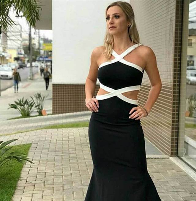 The personal album of popular Brazilian referee Fernanda Colombo