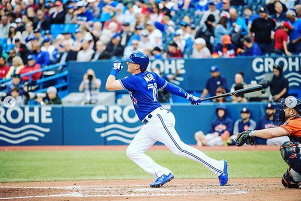 Reese McGuire jugando con los Toronto Blue Jays de la MLB