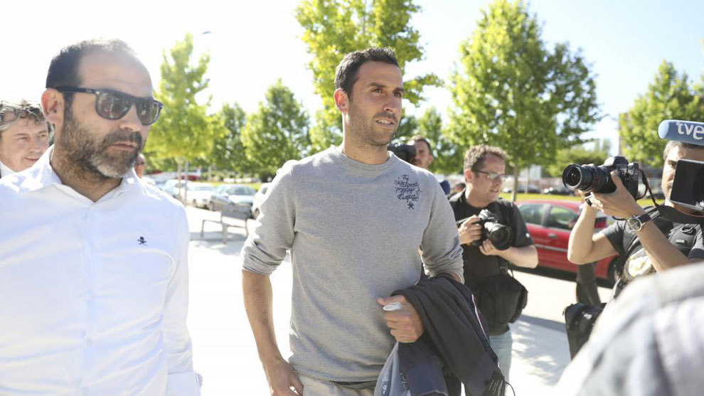 ��igo L�pez, a la salida del Juzgado de Huesca el a�o pasado