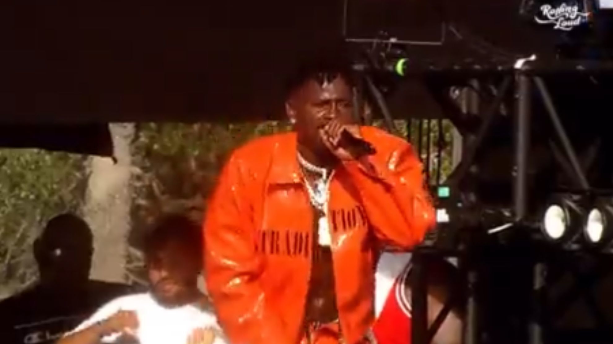 Antonio Brown performs at Rolling Loud, goes viral over cringey