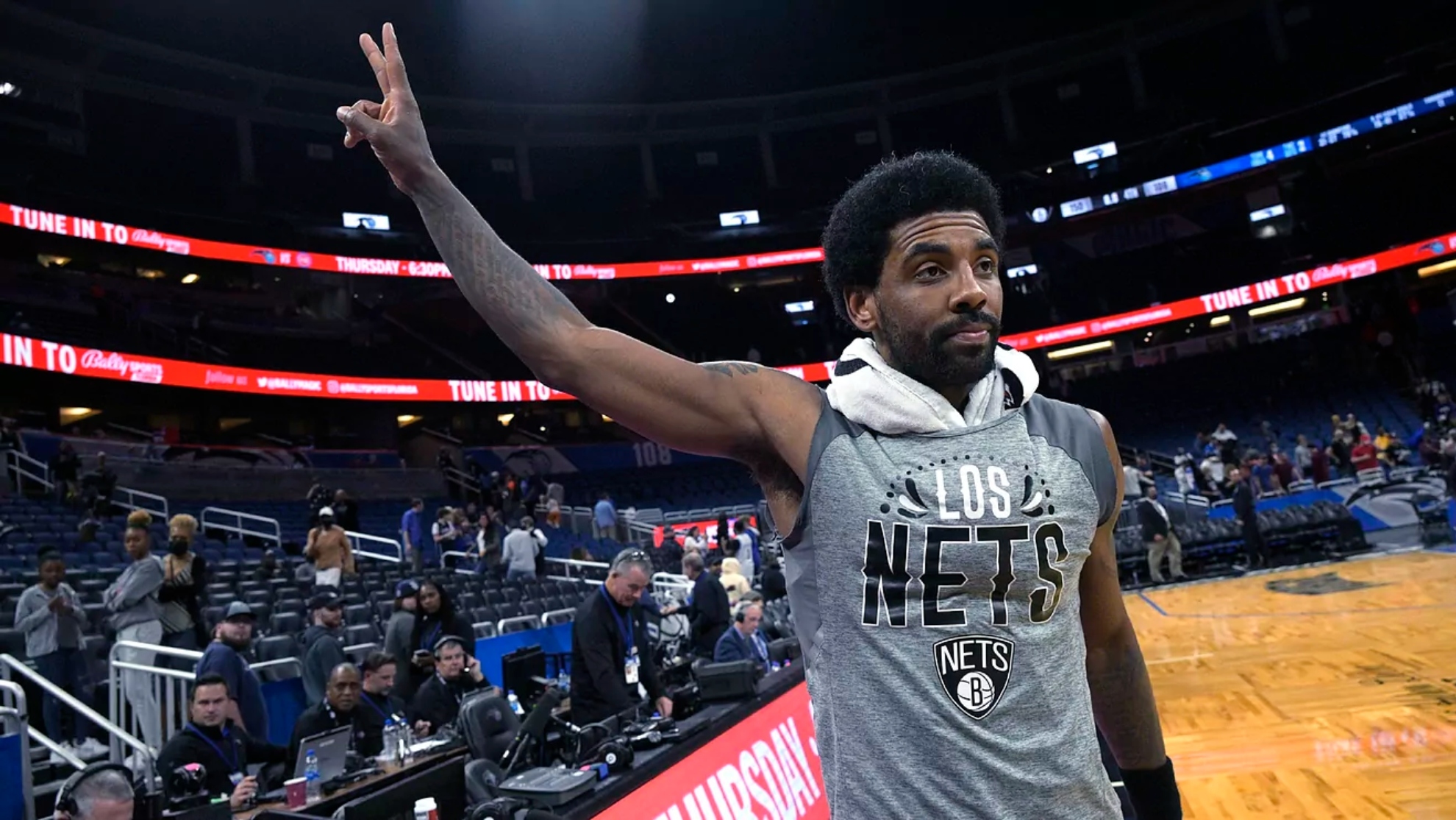 Kyrie Irving doesnt like like Nash and Marks either