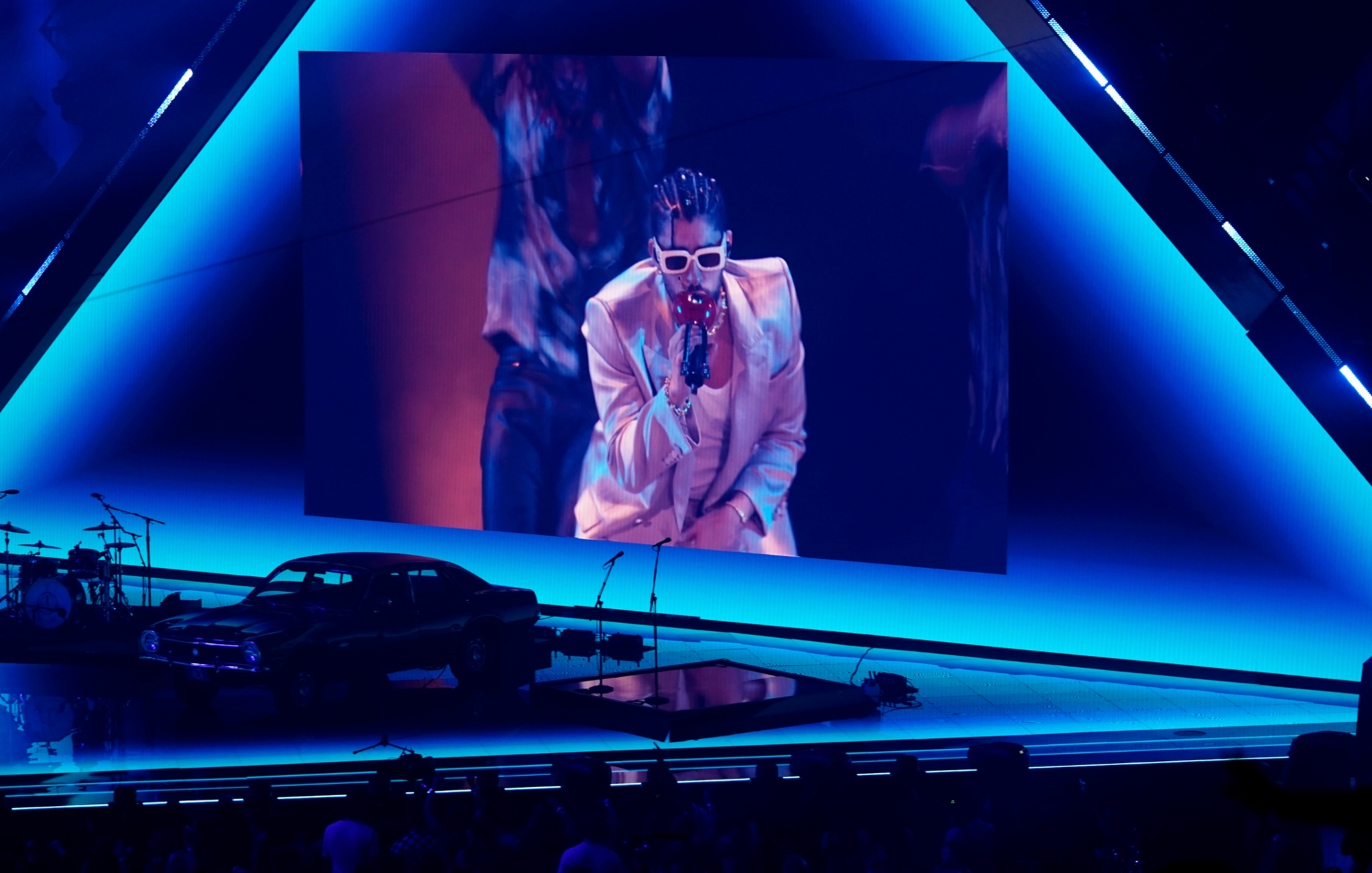 Bad Bunny performance at the MTV VMAs / AP