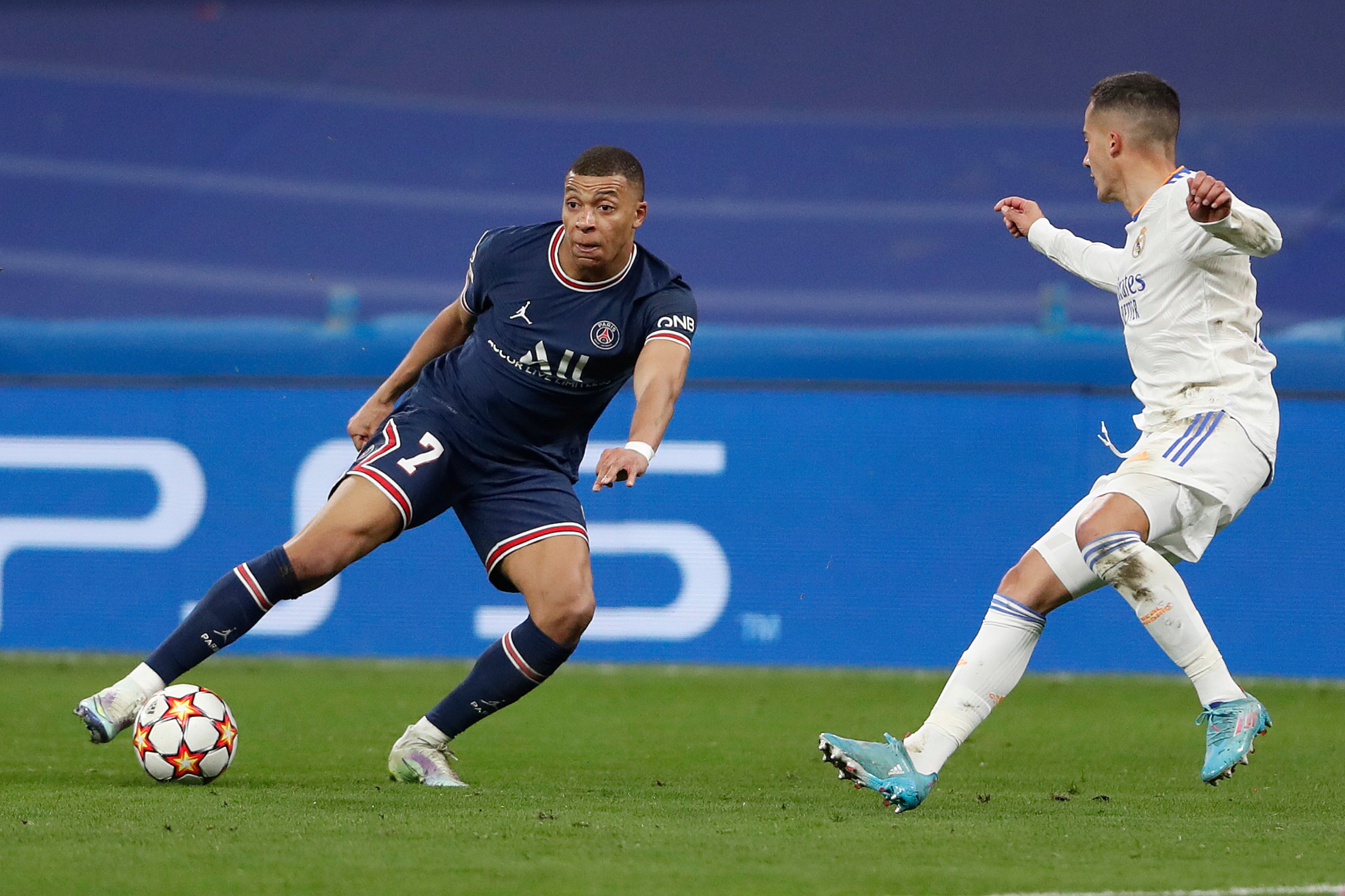 Kylian Mbappe playing against Real Madrid / CHEMA REY