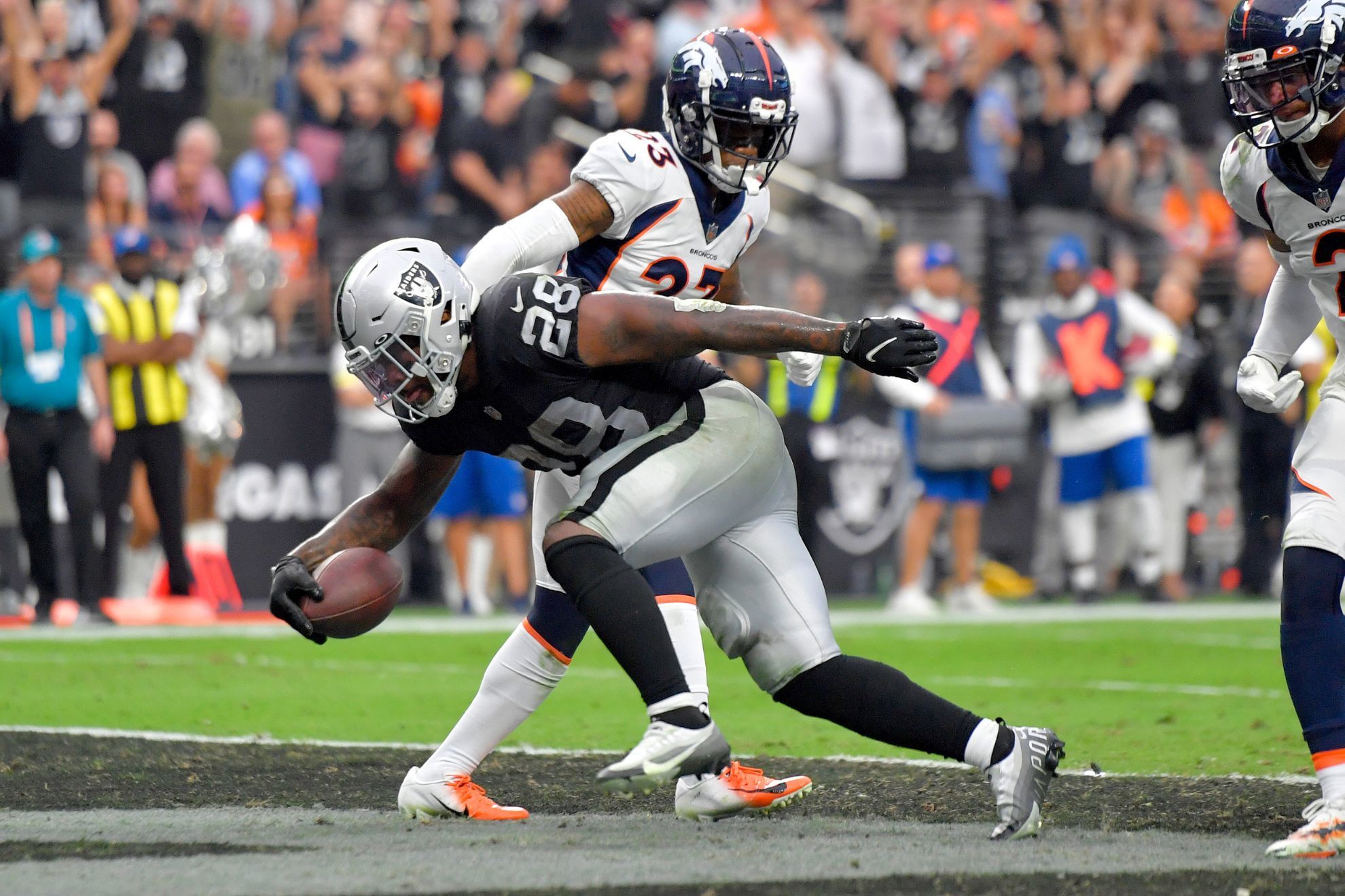 Denver Broncos vs. Las Vegas Raiders / AP