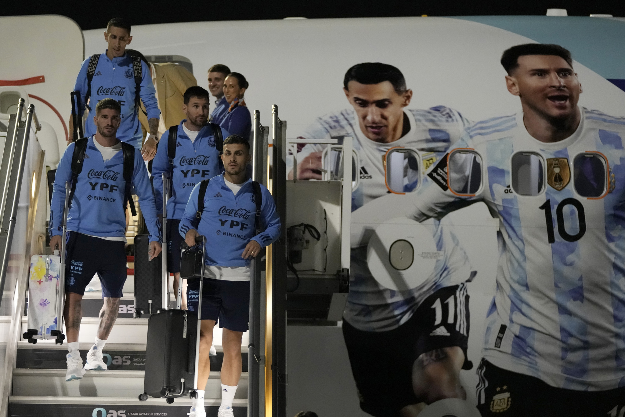 Messi and Argentina arrive for the World Cup.