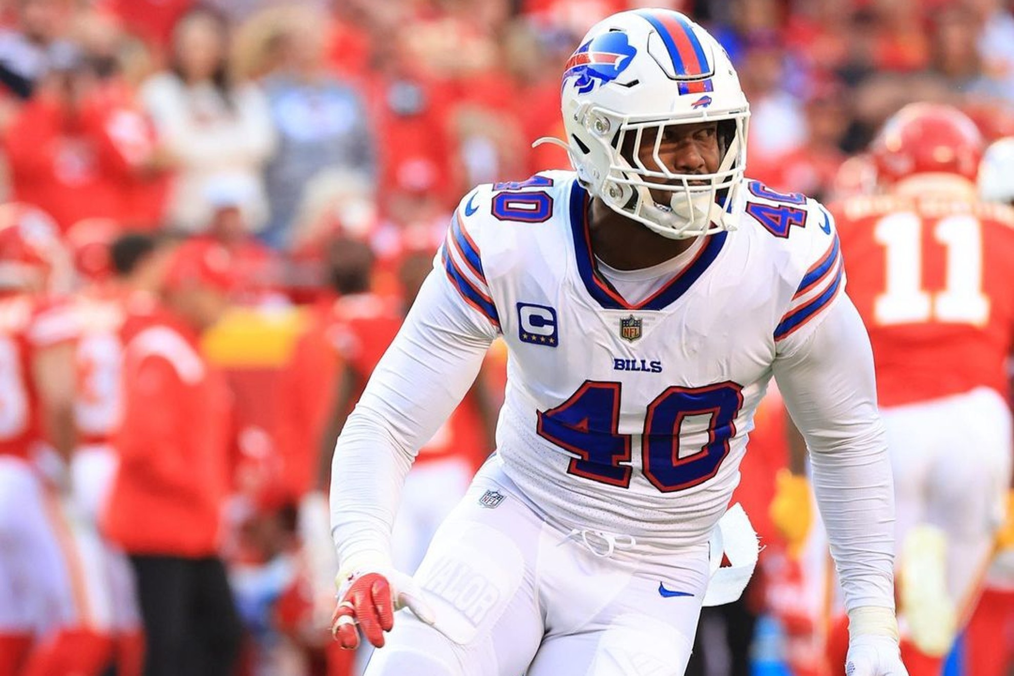 Von Miller, Bills defensive star.