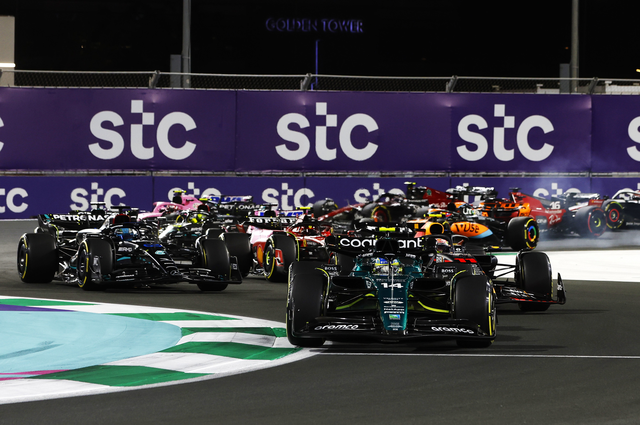 El AMR23 lidera el GP de Arabia Saudí.