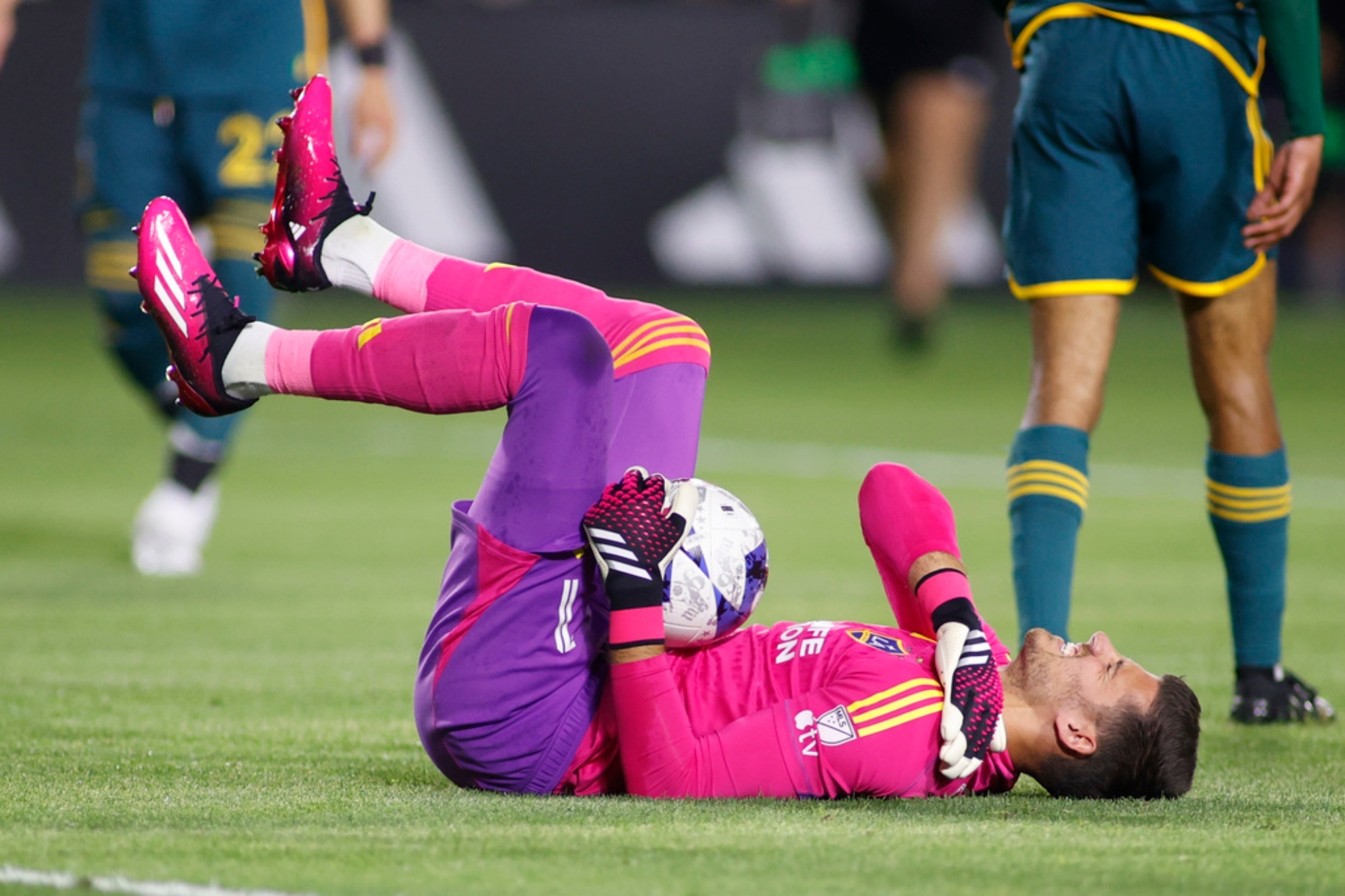 MLS Recap: Galaxy off to worst start in history; Atlanta United humiliated 6-1 while Morris scores hat trick