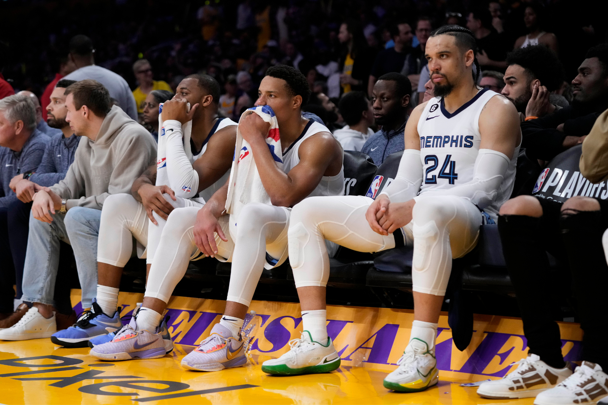 Brooks (24) looking dejected during the Grizzlies Game 6 loss to the Lakers,