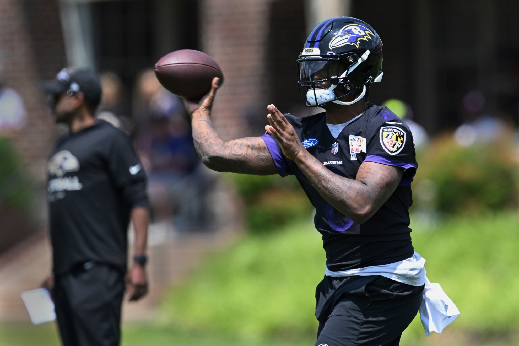 Von Miller raves about Lamar Jacksons skills