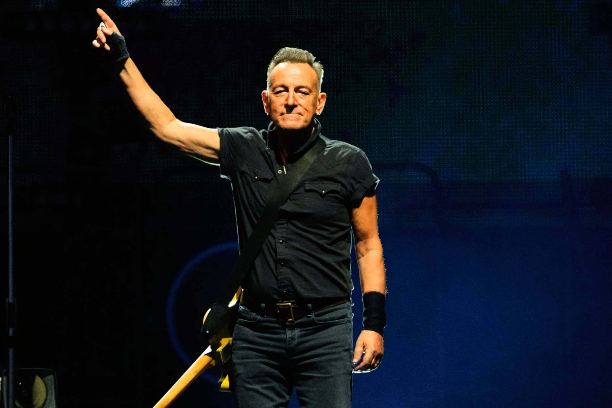 La embajadora de EEUU pide a Bruce Springsteen que act�e en Peralejos de las Truchas, un pueblo de 149 habitantes