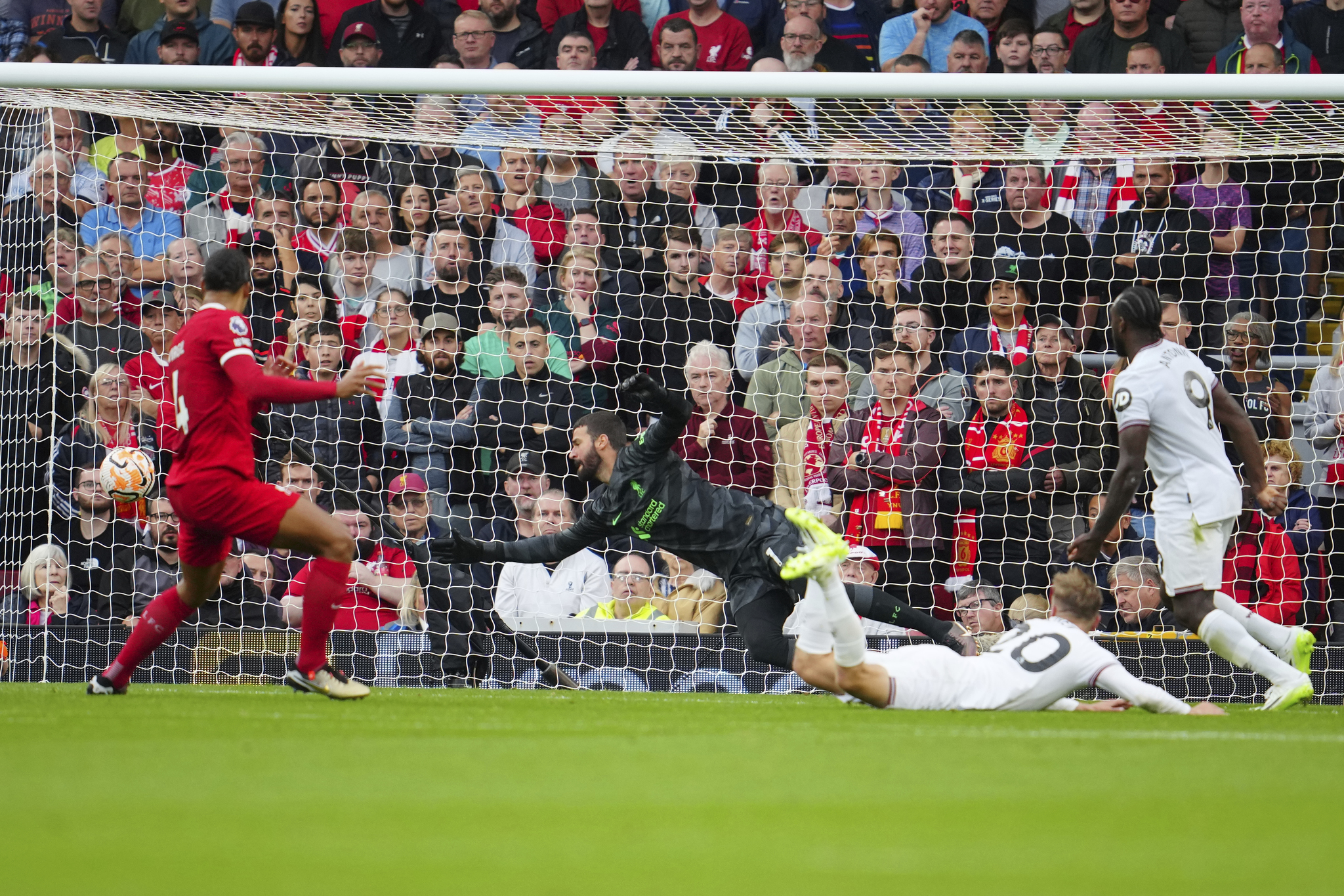 Liverpool - West Ham Utd.: El Liverpool se impone al West Ham y ya ...