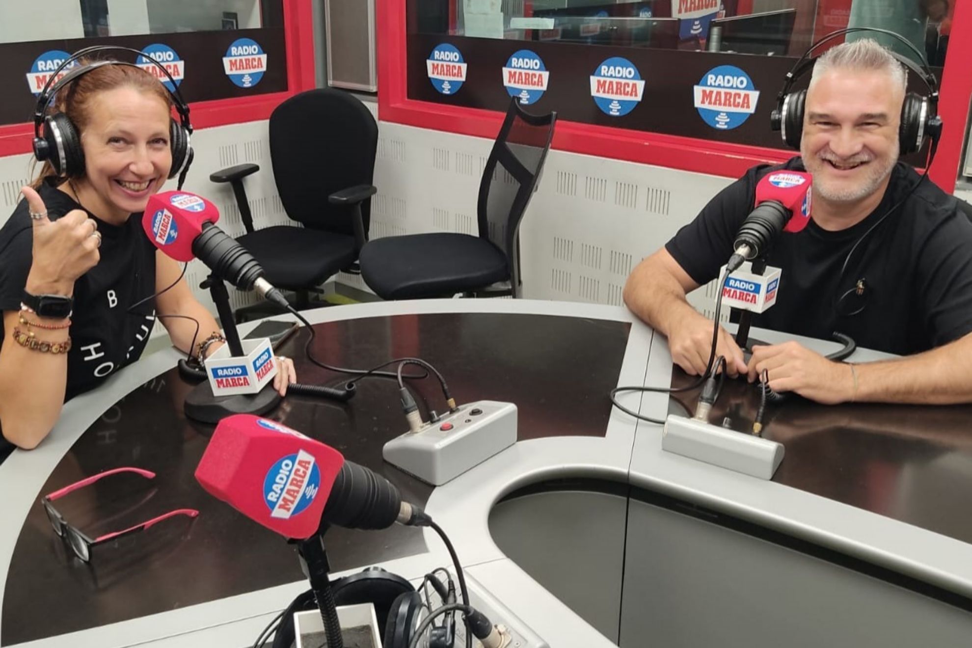 Kase.O y Natalia Freire en los estudios de Radio Marca