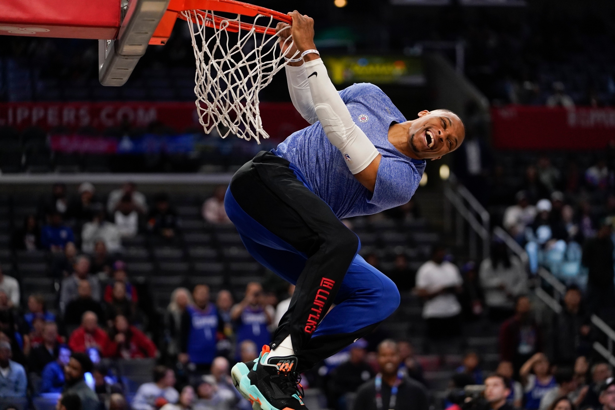 Russell Westbrook before facing the Nuggets.
