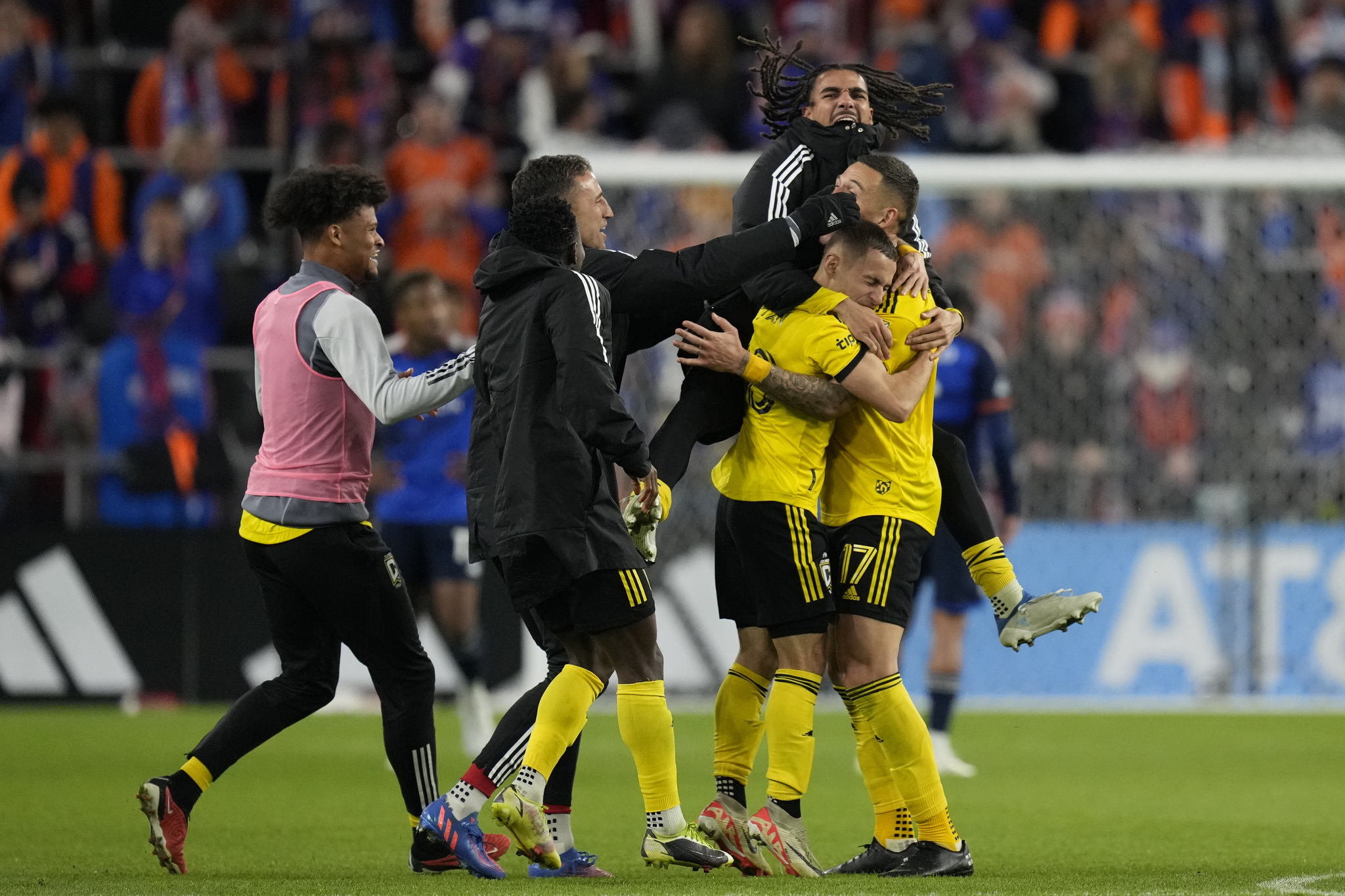 Columbus Crew forward Christian Ramirez and teammates celebrate after the teams MLS Eastern Conference final soccer match against FC Cincinnati