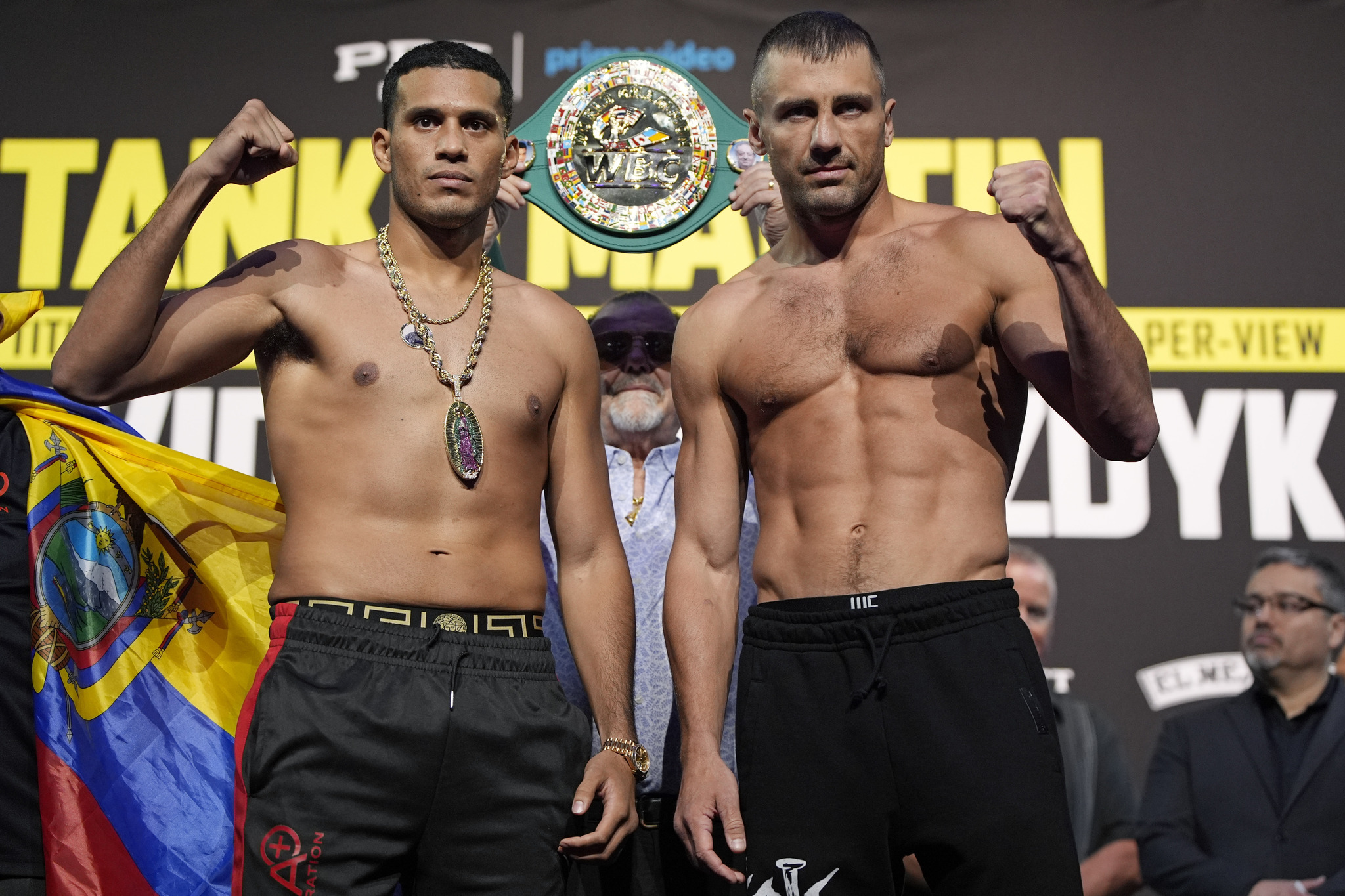David  lt;HIT gt;Benavidez lt;/HIT gt;, left, and Oleksandr Gvozdyk pose during a weigh-in Friday, June 14, 2024, in Las Vegas. The two are scheduled to fight in a WBC interim light heavyweight title fight Saturday in Las Vegas. (AP Photo/John Locher)