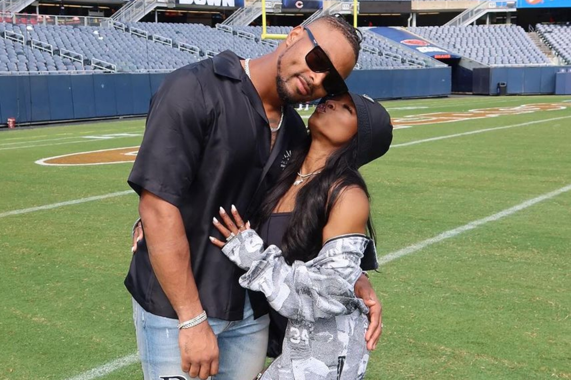 Simone Biles cheers on husband Jonathan Owens in style-and controversy!