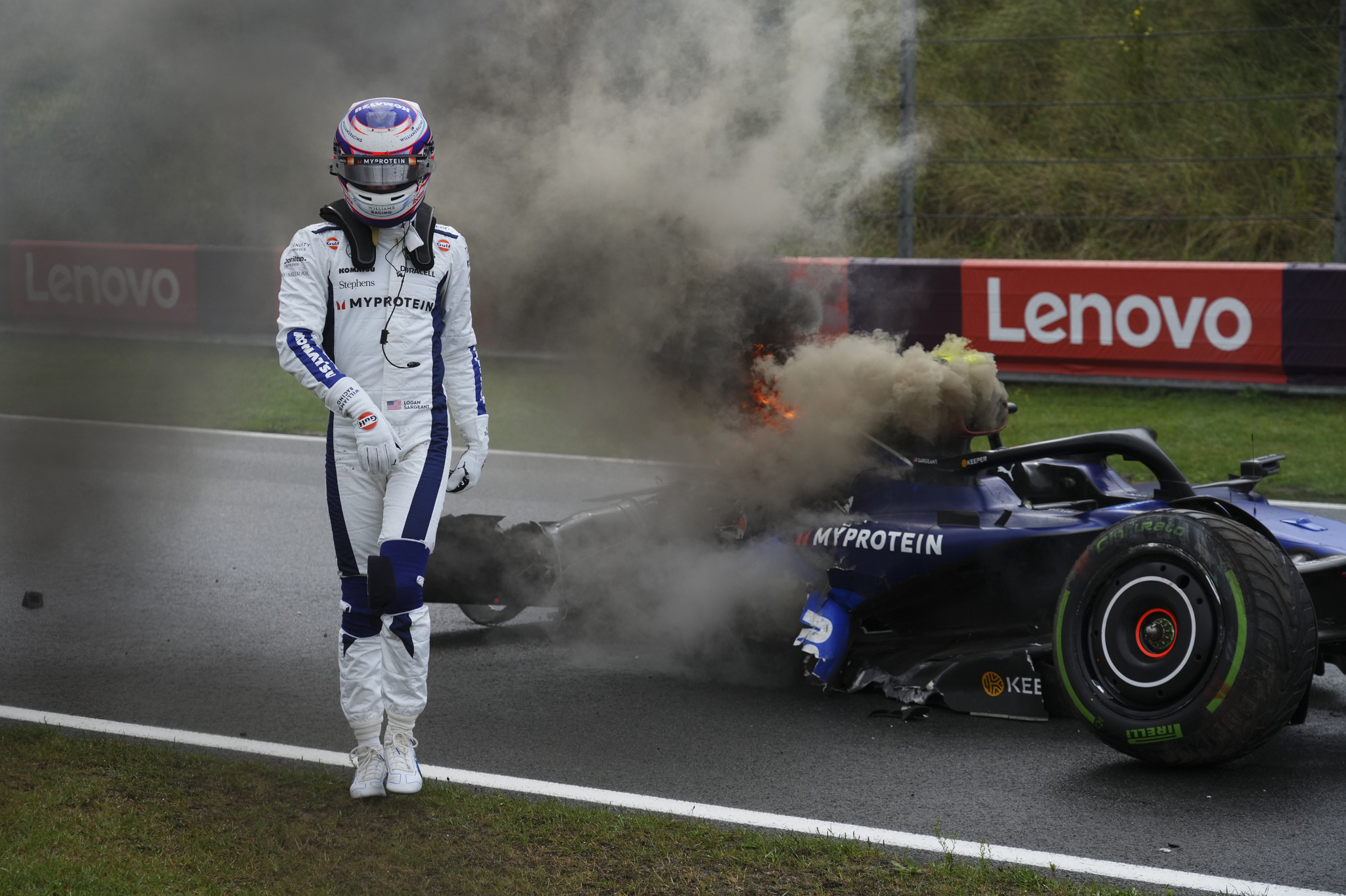 Logan Sargeants Williams destroyed after dramatic crash in Dutch GP practice