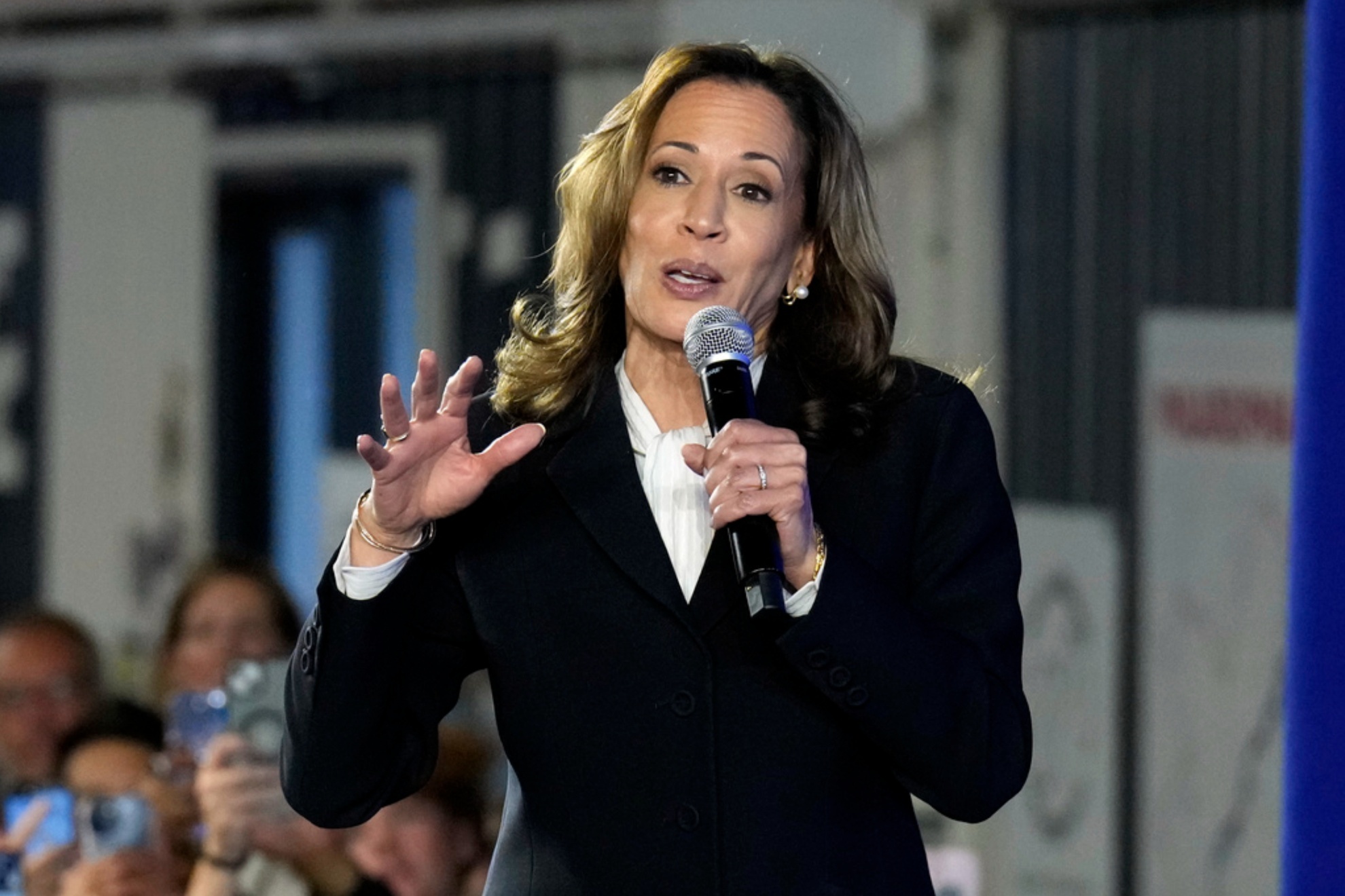 Kamala Harris received Taylor Swifts endorsement on Tuesday night for the upcoming Presidential Election