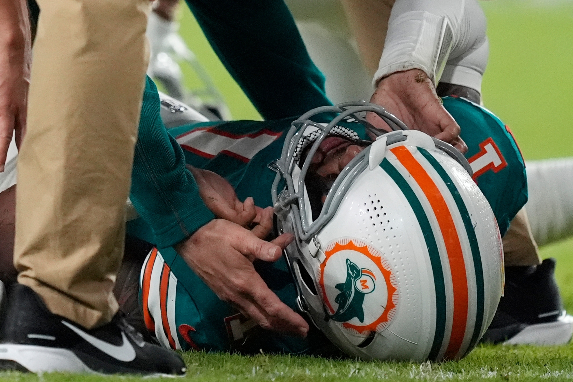 Tua Tagovailoa Injured Against Bills