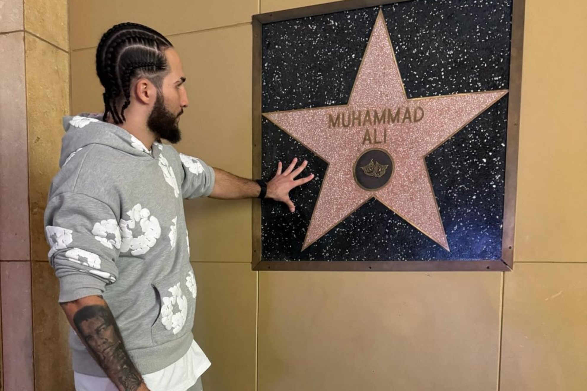 Muhammad Alis legacy inspires Nico Ali Walsh on his journey to boxing greatness